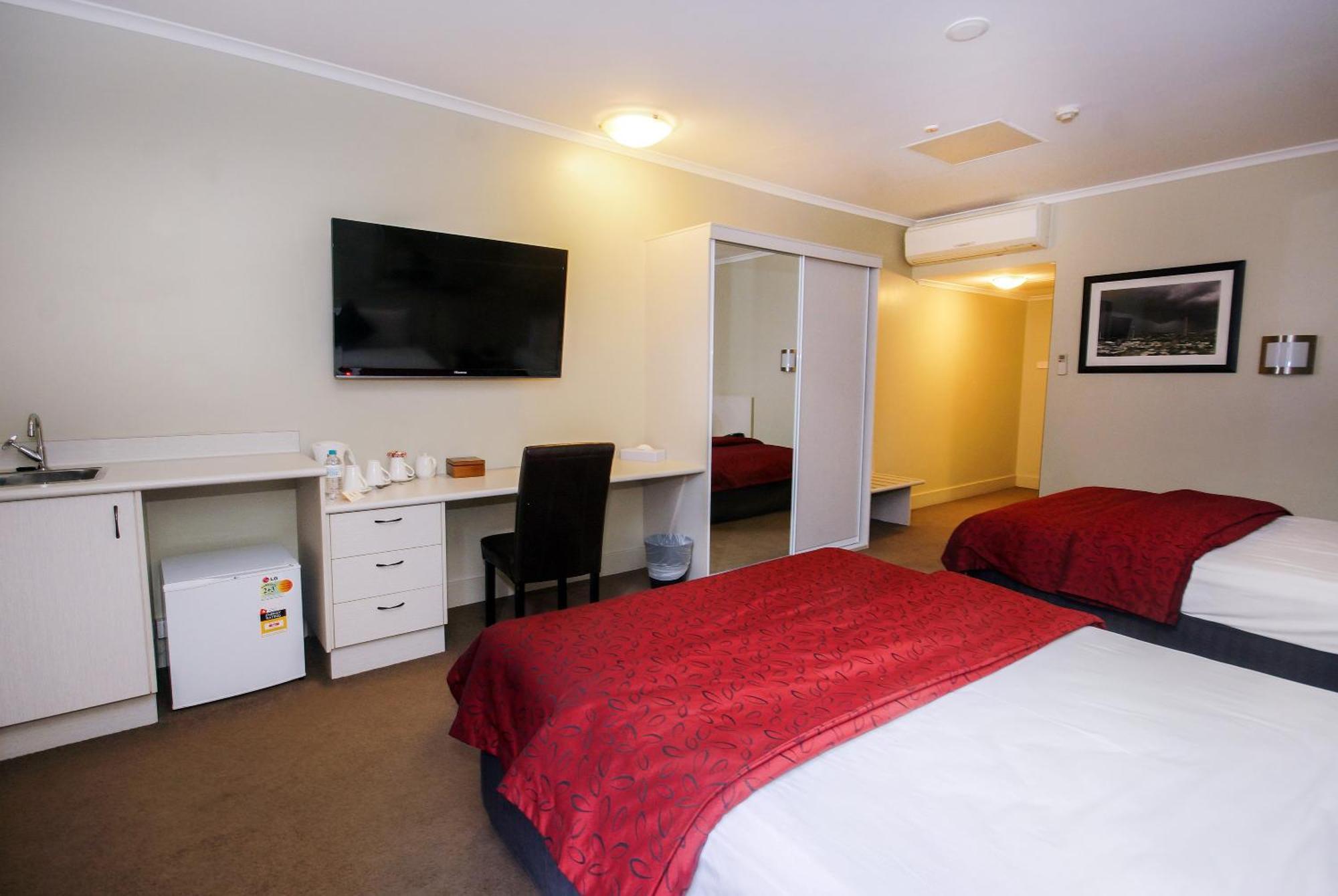 Isa Hotel ماونت إيسا الغرفة الصورة